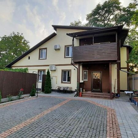 Life House 호텔 Berezan 외부 사진